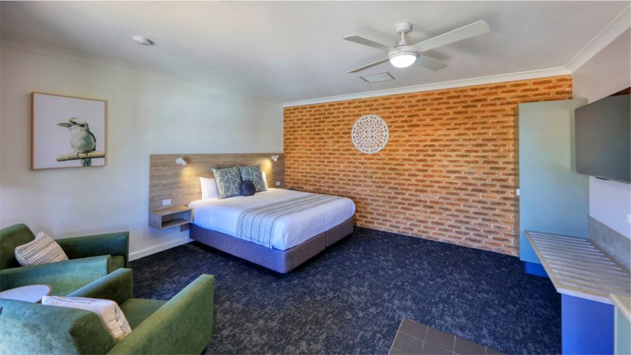 Executive King with bath